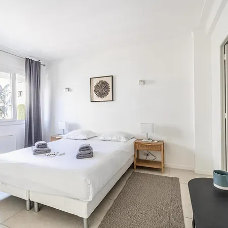 Apartment Sublime Renovated - 4p1br - Balcony